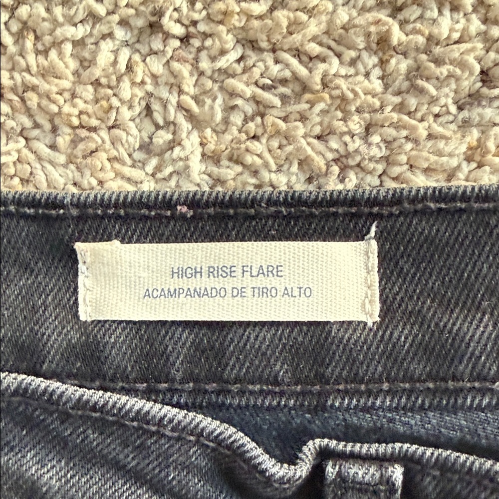 Universal Thread Women's Black Wash High Rise Flare Jeans size 14 - Picture 4 of 9